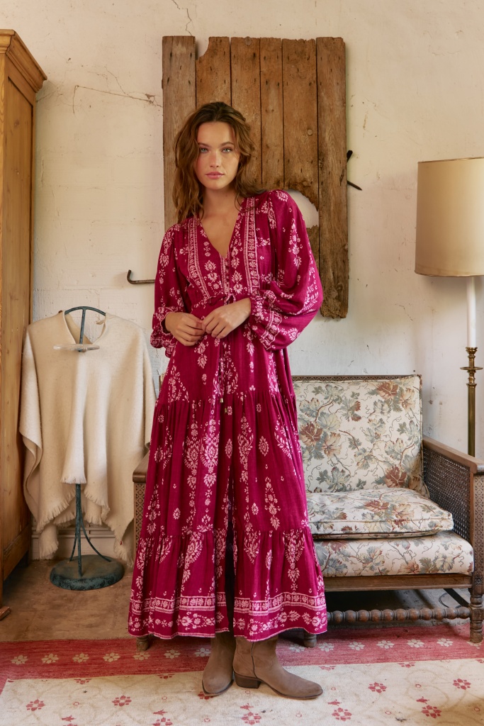 Rubínové maxi šaty