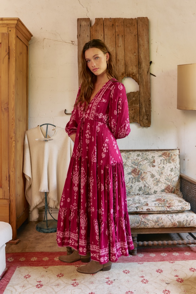 Rubínové maxi šaty